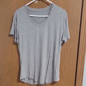 ZYIA Heather Gray V-Neck Tee
